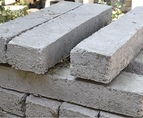 Hectometer Stone